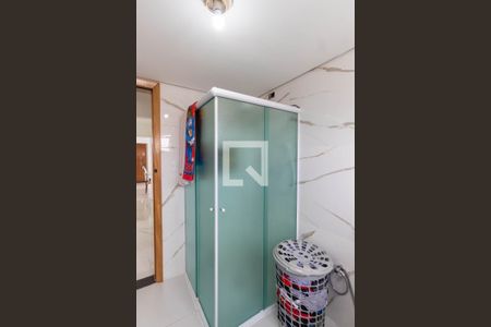 Apartamento à venda com 79m², 2 quartos e sem vaga Apartamento à venda com 79m², 2 quartos e sem vagaBanheiro