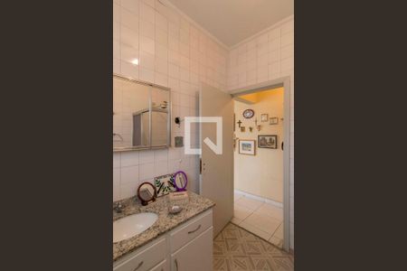 Casa à venda com 350m², 3 quartos e 9 vagasBanheiro