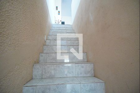 Casa à venda com 160m², 2 quartos e 4 vagasEscada