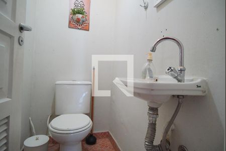 Casa à venda com 160m², 2 quartos e 4 vagaslavabo 