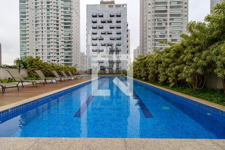 Apartamento à venda com 33m², 1 quarto e 1 vaga Apartamento à venda com 33m², 1 quarto e 1 vagaPiscina