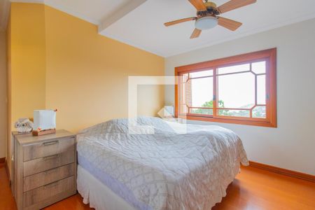 Casa à venda com 385m², 3 quartos e 4 vagas Casa à venda com 385m², 3 quartos e 4 vagasQuarto 1