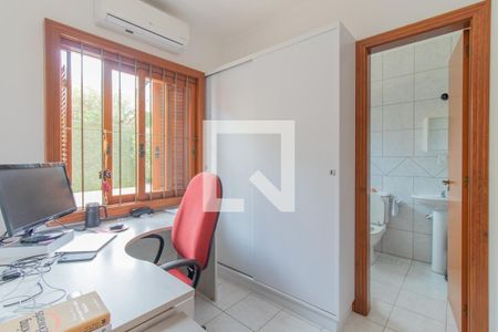 Casa à venda com 385m², 3 quartos e 4 vagas Casa à venda com 385m², 3 quartos e 4 vagasQuarto de Serviço
