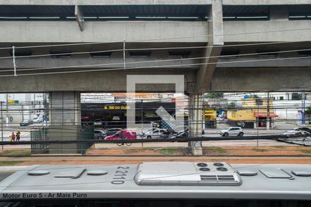Vista Quarto 1 de apartamento para alugar com 3 quartos, 110m² em Canindé, São Paulo