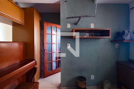 Apartamento à venda com 80m², 3 quartos e 1 vaga Apartamento à venda com 80m², 3 quartos e 1 vagaQuarto de Serviço