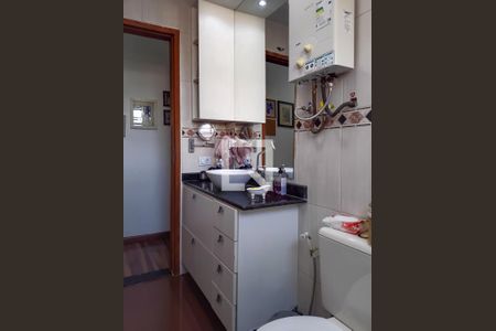 Apartamento à venda com 80m², 3 quartos e 1 vaga Apartamento à venda com 80m², 3 quartos e 1 vagaBanheiro