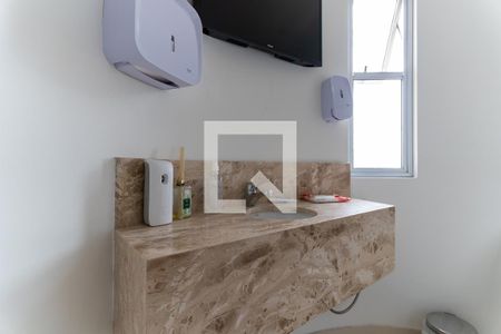 Casa à venda com 640m², 5 quartos e 4 vagasBanheiro 2