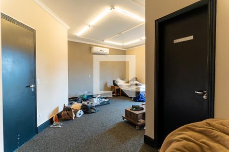 Casa à venda com 640m², 5 quartos e 4 vagasSuíte 1