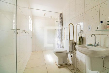 Casa à venda com 193m², 3 quartos e 1 vaga Casa à venda com 193m², 3 quartos e 1 vagaBanheiro da Suíte