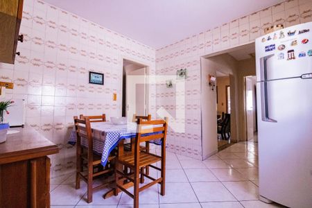 Casa à venda com 193m², 3 quartos e 1 vaga Casa à venda com 193m², 3 quartos e 1 vagaCopa