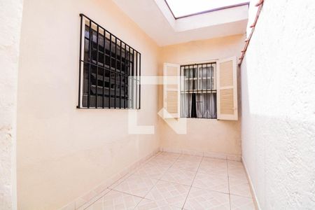Casa à venda com 193m², 3 quartos e 1 vaga Casa à venda com 193m², 3 quartos e 1 vagaQuintal