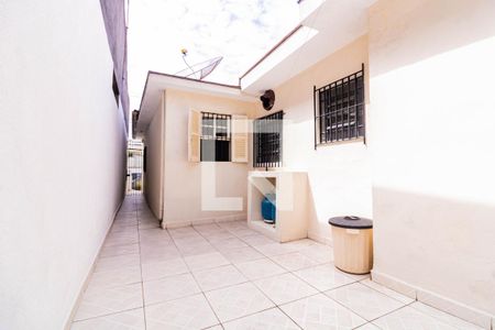 Casa à venda com 193m², 3 quartos e 1 vaga Casa à venda com 193m², 3 quartos e 1 vagaQuintal