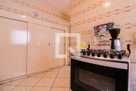 Casa à venda com 193m², 3 quartos e 1 vaga Casa à venda com 193m², 3 quartos e 1 vagaCozinha