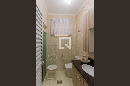 Casa à venda com 280m², 3 quartos e 2 vagas Casa à venda com 280m², 3 quartos e 2 vagasBanheiro 1