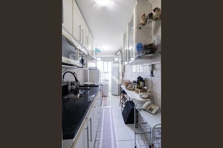 Apartamento à venda com 60m², 2 quartos e 1 vaga Apartamento à venda com 60m², 2 quartos e 1 vagaCozinha