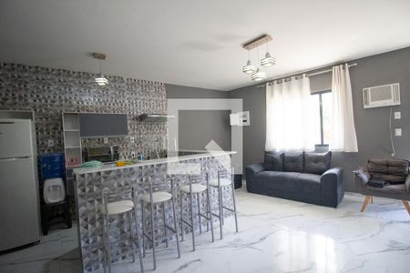 Sala de casa de condomínio para alugar com 2 quartos, 84m² em Vargem Grande, Rio de Janeiro