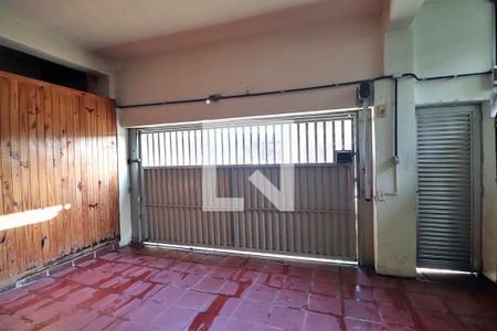 Casa à venda com 340m², 3 quartos e 4 vagasGaragem casa 1