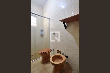 Casa à venda com 340m², 3 quartos e 4 vagasCasa 1 - Banheiro do Quarto 3