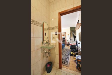 Casa à venda com 340m², 3 quartos e 4 vagasCasa 2 - Lavabo