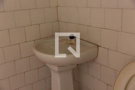 Casa à venda com 87m², 3 quartos e 3 vagasDetalhe banheiro