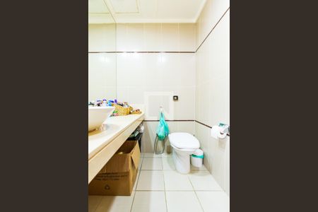 Casa para alugar com 400m², 5 quartos e 2 vagas Casa para alugar com 400m², 5 quartos e 2 vagasBanheiro da Suíte
