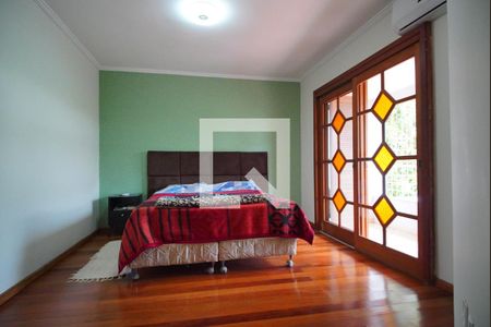 Casa à venda com 200m², 3 quartos e 1 vagaQuarto  Suíte 