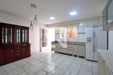 Casa à venda com 180m², 2 quartos e 1 vagaCozinha