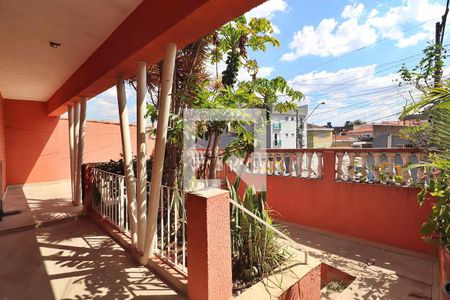 Casa à venda com 180m², 2 quartos e 1 vagaVaranda