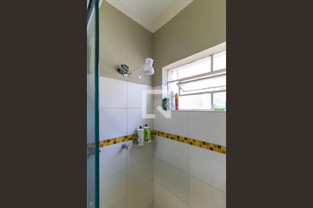 Casa à venda com 170m², 4 quartos e 3 vagas Casa à venda com 170m², 4 quartos e 3 vagasBanheiro social