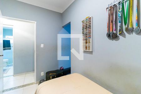 Casa à venda com 170m², 4 quartos e 3 vagas Casa à venda com 170m², 4 quartos e 3 vagasQuarto 3