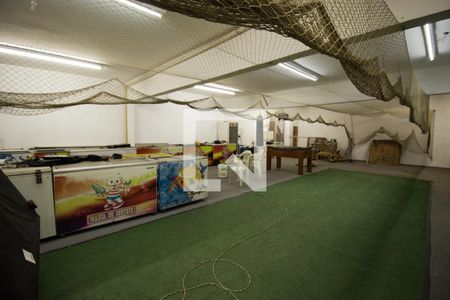 Casa à venda com 290m², 5 quartos e 8 vagasGaragem