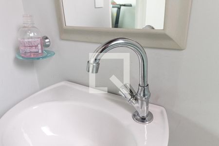 Casa à venda com 250m², 3 quartos e 2 vagasBanheiro - Torneira