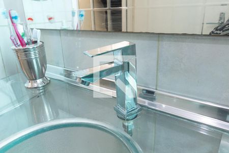 Casa à venda com 250m², 3 quartos e 2 vagasBanheiro - Torneira