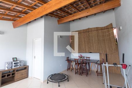 Casa à venda com 250m², 3 quartos e 2 vagasÁrea comum