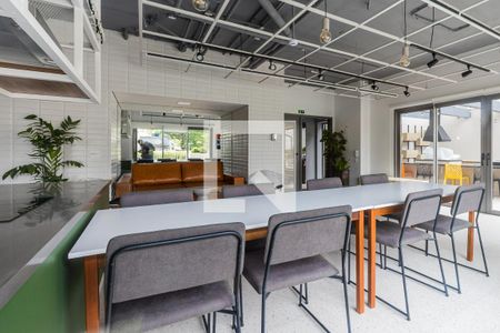 Apartamento à venda com 27m², 1 quarto e sem vagaÁrea comum - Salão de festas