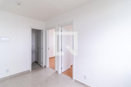 Sala de apartamento para alugar com 2 quartos, 38m² em Vila Santa Maria, São Paulo