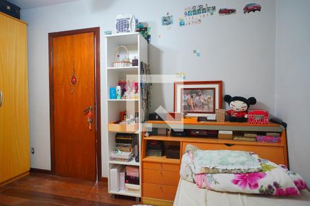 Casa à venda com 400m², 3 quartos e 6 vagasQuarto 2