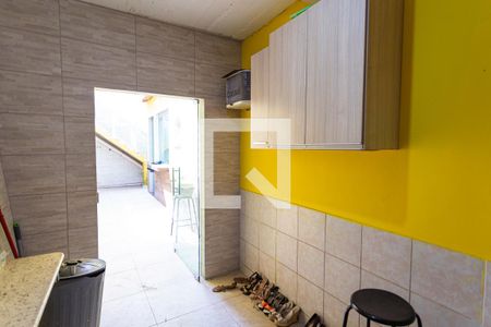Casa à venda com 300m², 3 quartos e 2 vagas Casa à venda com 300m², 3 quartos e 2 vagasÁrea de Serviço