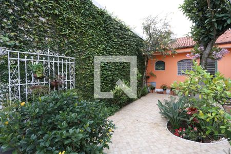 Casa à venda com 330m², 4 quartos e 3 vagasQuintal/Jardim