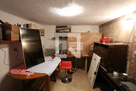 Casa à venda com 330m², 4 quartos e 3 vagasPorão