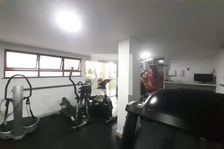 Apartamento à venda com 165m², 3 quartos e 1 vaga Apartamento à venda com 165m², 3 quartos e 1 vagaÁrea comum - Academia