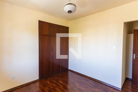 Apartamento à venda com 110m², 3 quartos e 1 vaga Apartamento à venda com 110m², 3 quartos e 1 vagaQuarto 2