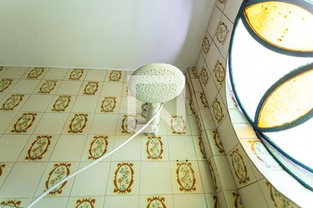 Apartamento à venda com 110m², 3 quartos e 1 vaga Apartamento à venda com 110m², 3 quartos e 1 vagaChuveiro do Banheiro Social