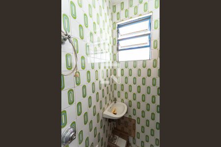 Apartamento à venda com 110m², 3 quartos e 1 vaga Apartamento à venda com 110m², 3 quartos e 1 vagaBanheiro de Serviço