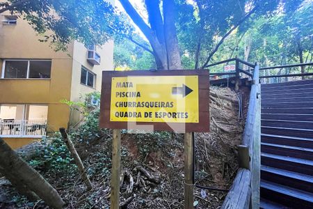 Apartamento à venda com 72m², 2 quartos e 1 vagaÁrea comum