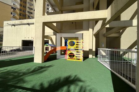 Apartamento à venda com 72m², 2 quartos e 1 vagaÁrea Comum - Playground