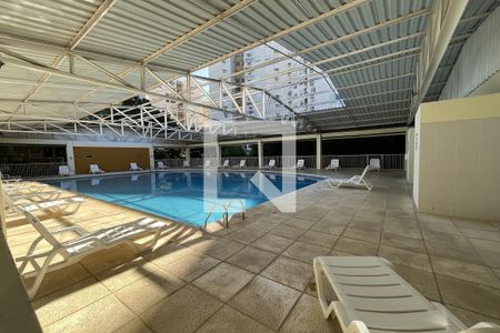 Apartamento à venda com 72m², 2 quartos e 1 vagaÁrea comum - Piscina