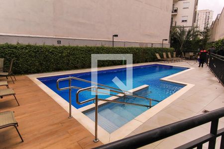 Studio à venda com 28m², 1 quarto e sem vaga Studio à venda com 28m², 1 quarto e sem vagaÁrea comum - Piscina