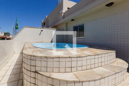 Apartamento à venda com 182m², 2 quartos e 2 vagasPiscina