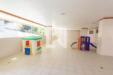 Apartamento à venda com 182m², 2 quartos e 2 vagasPlayground